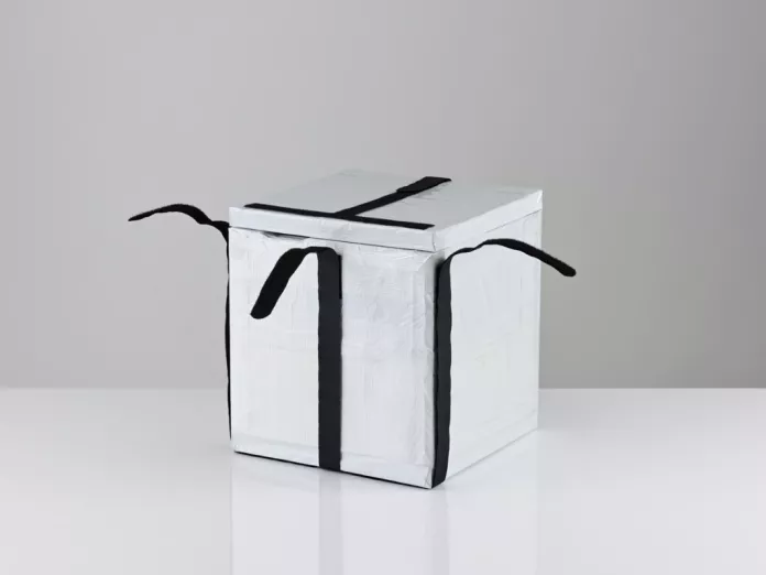 Temperature-controlled packaging
