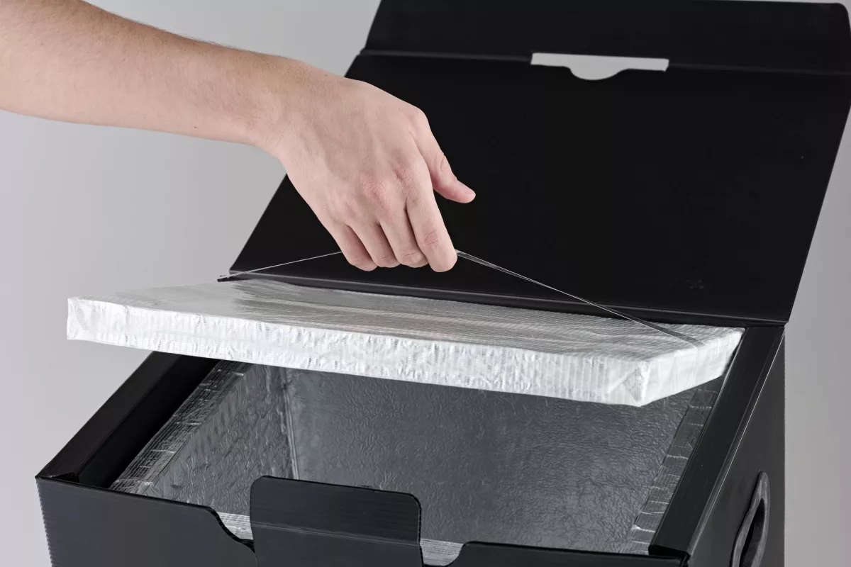 Temperature-controlled packaging